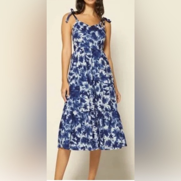 GAP Dresses & Skirts - GAP Size 6 Blue Tie Dye Midi Dress- Smocked / Stretch Back, Tie Straps, Lined